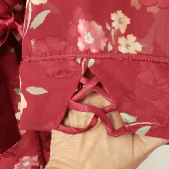 Secret Treasures Sheer Burnout Gown & Robe Set M - Picture 9 of 16